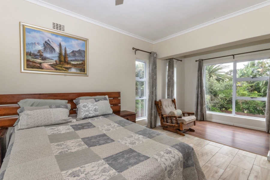 5 Bedroom Property for Sale in Sunset Beach Western Cape